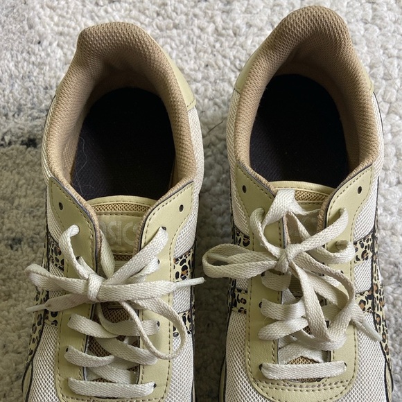 ASICS Tiger Runner Birch/Sand Sneakers - Picture 4 of 10